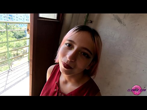 ❤️ 學生性感在內陸吸了一個陌生人 - 射在他臉上 ❤ 色情 在我們 ❌️